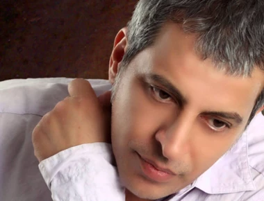 Γνωστός τραγουδιστής επιτίθεται στον Θέμη Αδαμαντίδη: «Άφησε 60 οικογένειες χωρίς δουλειά» (φωτο)